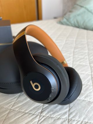 Beats Studio 3 Wireless (Funzionano solo con cavo)