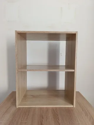 Estantería de madera