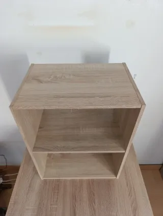 Estantería de madera