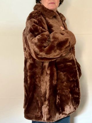 Chaquetón de piel mouton marrón