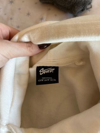 Sudadera blanca con estampados