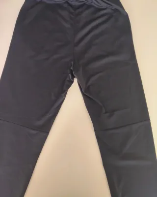 Pantalón deportivo Nike Dri-Fit negro