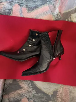 Botas Martinelli Negras Tacón Gatito