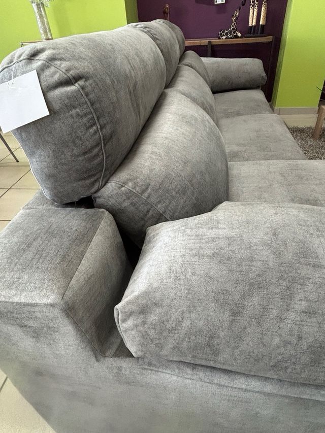 Sofá chaise longue gris extraíble