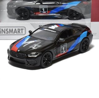 BMW M8 COMPETITION-Negro-1:36-KINSMART
