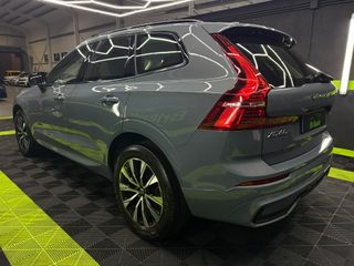 VOLVO XC60 2023 PLUS DARK