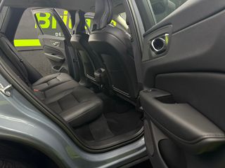 VOLVO XC60 2023 PLUS DARK