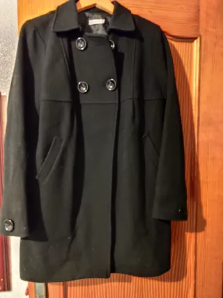 Abrigo de lana negro