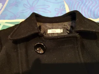 Abrigo de lana negro