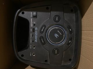 Altavoz Avenzo