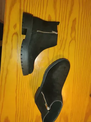 Botas de mujer negras nuevas a estrenar