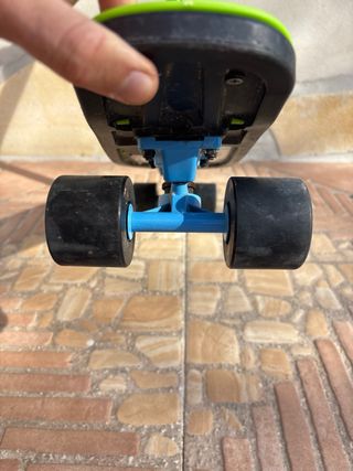 Patinete y monopatín infantil 4 ruedas Chillafish