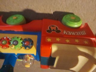 Tren correpasillos para bebé