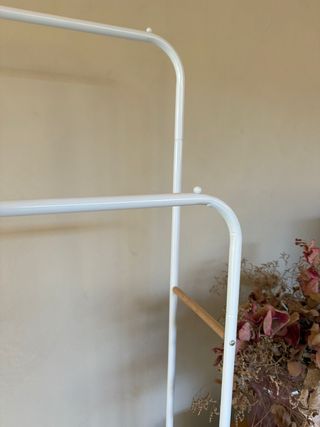 Burro perchero metálico blanco