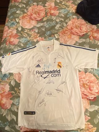 Camiseta Real Madrid Firmada por los galácticos