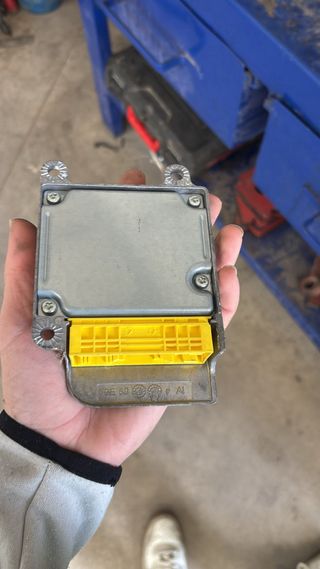 Centralita Airbag VW 1C0 909 605 A