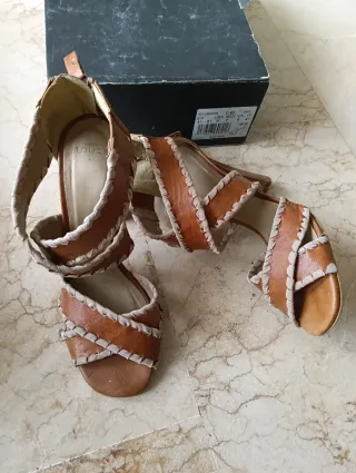 Sandalias Mango Touch tacón marrón talla 41