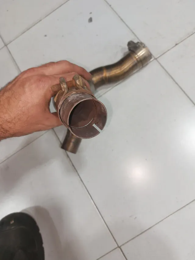 Supresor Ducati Monster