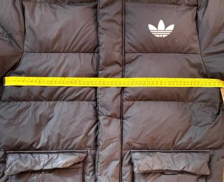 Chaqueta acolchada de plumas Adidas