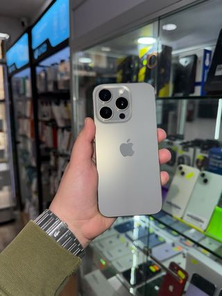 iPhone 15 Pro 128GB Titanio Natural