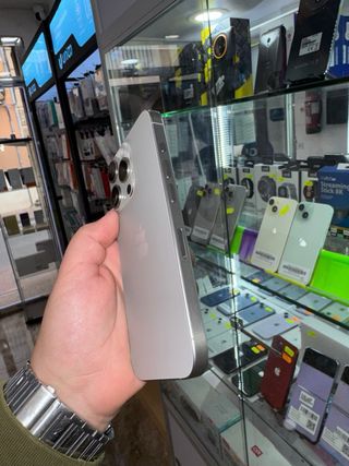 iPhone 15 Pro 128GB Titanio Natural