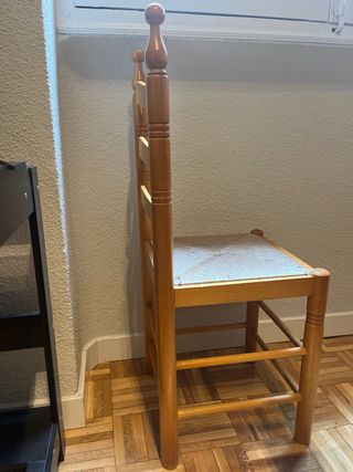 Sillas de comedor de madera y ratán