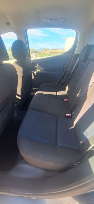 Peugeot 207 1.6 HDI 110 cv Active Pro 4000