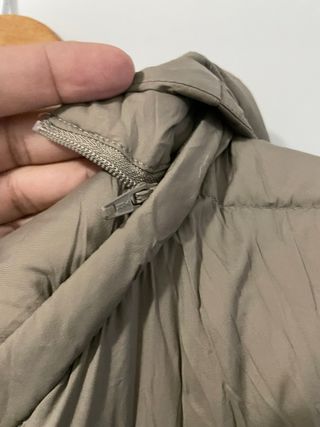 Plumas Uniqlo Marrón Talla M