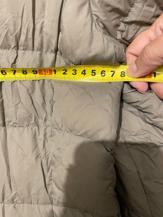 Plumas Uniqlo Marrón Talla M