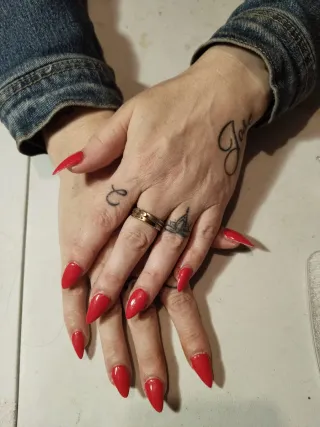 Uñas Press On Personalizadas/ Servicios de uñas