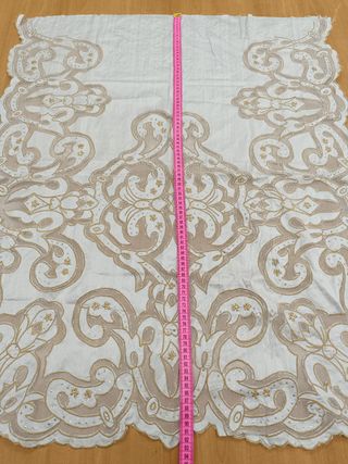 Manteleta fallera seda salv. beig oro y lent. 92cm