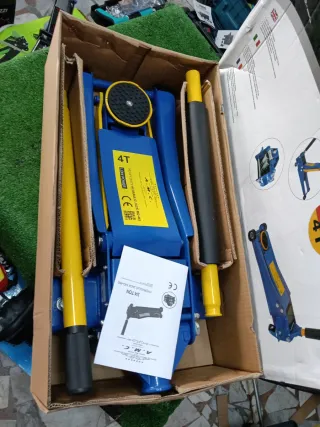 Cric idraulico 4 ton basso profilo doppio pistone