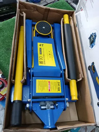 Cric idraulico 4 ton basso profilo doppio pistone