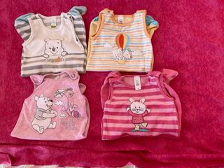 Pigiama in felpa Winnie Pooh con bretelle per neonati 1-3M