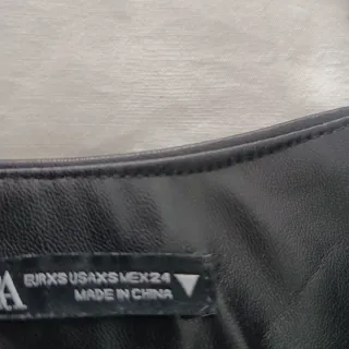 Lote 3 prendas jóvenes negras