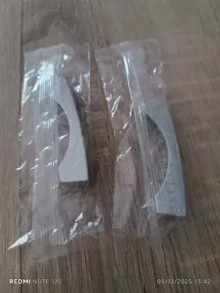 Tiradores puertas H. Porta Royo