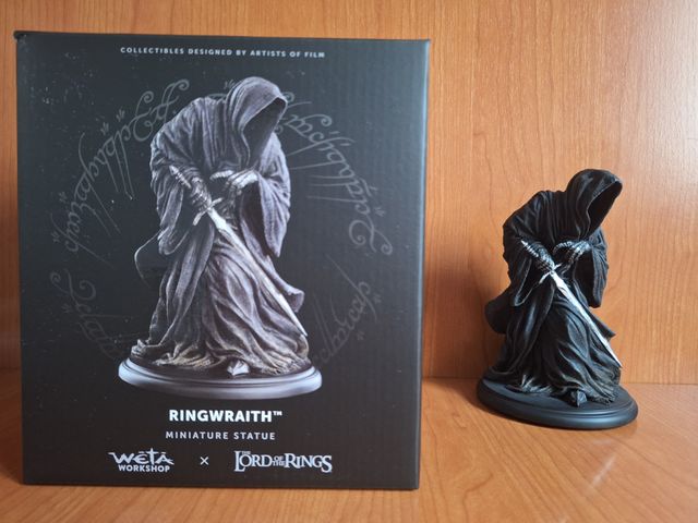 MINIATURE STATUE RINGWRAITH