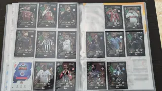 Álbum Match Attax 2025/26 (70% completado)