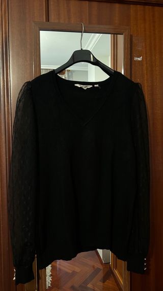 Jersey Naf Naf cuello pico negro