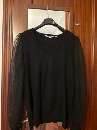 Jersey Naf Naf cuello pico negro