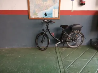 Bici eléctrica en buen estado