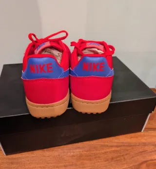 Nike Zapatillas Rojas y Azules Goma Marrón