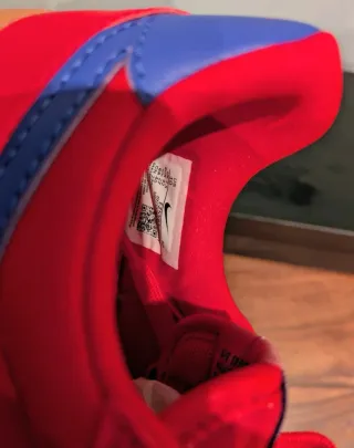 Nike Zapatillas Rojas y Azules Goma Marrón