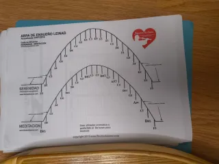 Arpa lira de madera hecha a mano