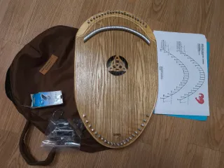 Arpa lira de madera hecha a mano