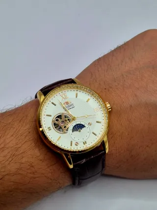 Reloj Mod Orient Automático Dorado Correa Marrón
