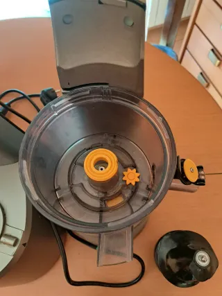 Piezas Extractor de Zumo IMETEC SuccoVivo