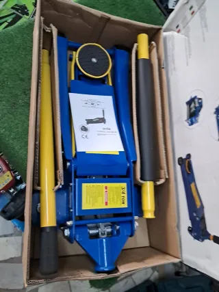 Cric idraulico basso 4 ton