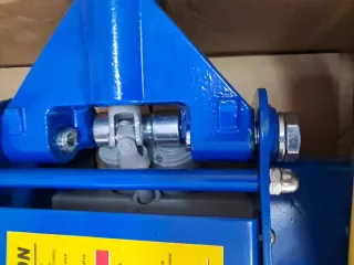 Cric idraulico basso 4 ton