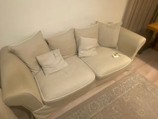 Sofá grande beige tela